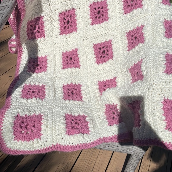 Vintage Granny Square Blanket 86"X 52" - Picture 4 of 5